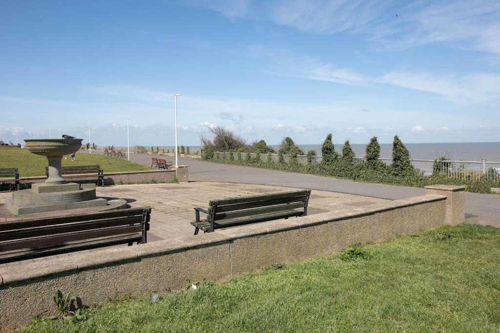 Wolverdene - Entire Ground Floor Flat With Garden Margate Extérieur photo